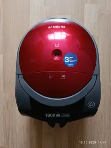 Пылесос Samsung SC- 5155. Мощность 1800 вт.