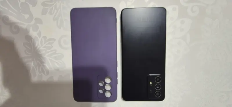 Телефон Самсунг Galaxy S24