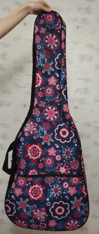 Акустическая гитара