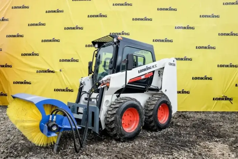 Аренда мини-погрузчика Lonking CDM 312 с дорожной щеткой / гидромолотом