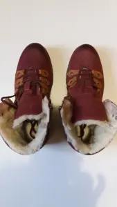 Ботинки  зимние женские натур. р. 37