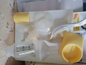 Молокоотсос Medela Harmony