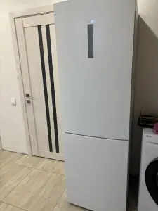 Холодильник HAlER