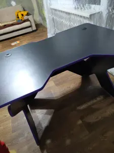 Стол компьютерный