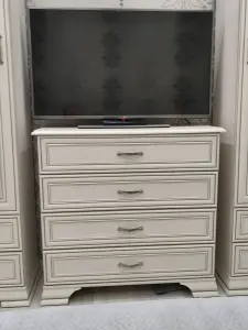 Набор мебели : 2 шкафа+ комод