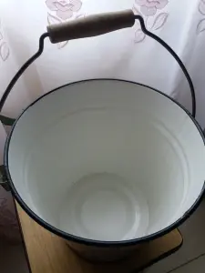 Ведро эмалированное