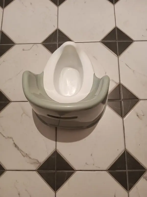 Горшок детский