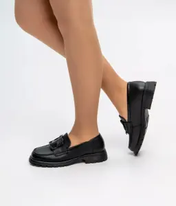 Лоферы женские