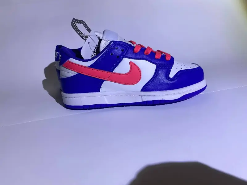 Женская обувь