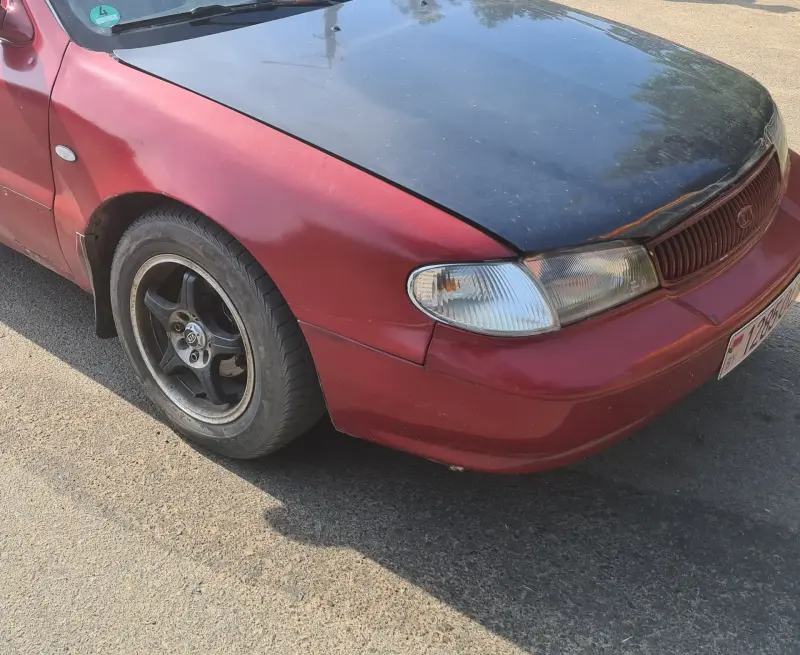 Крыло переднее правое Kia Clarus