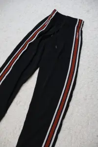 Спортивные штаны