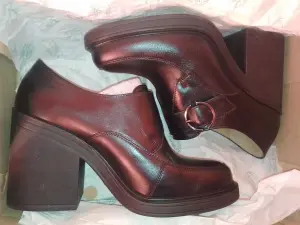 Туфли черные