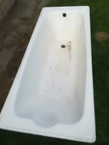 Ванная, мойка, водонагреватель, насос