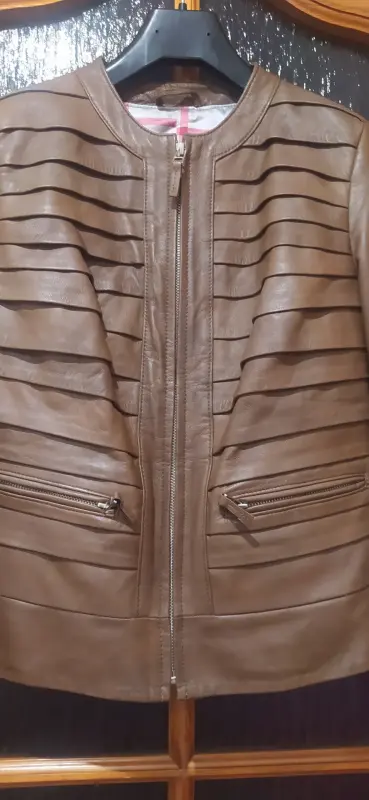 Куртка женская кожаная