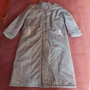 Женское пальто деми-зима.