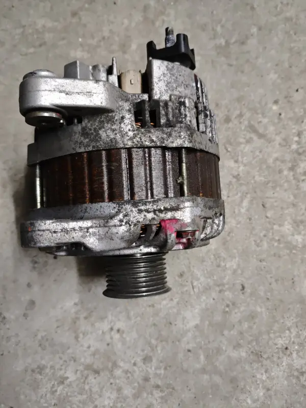 Генератор Mitsubishi 210A, Espace IV, Laguna II, VelSatis A004TJ0391,8200477100