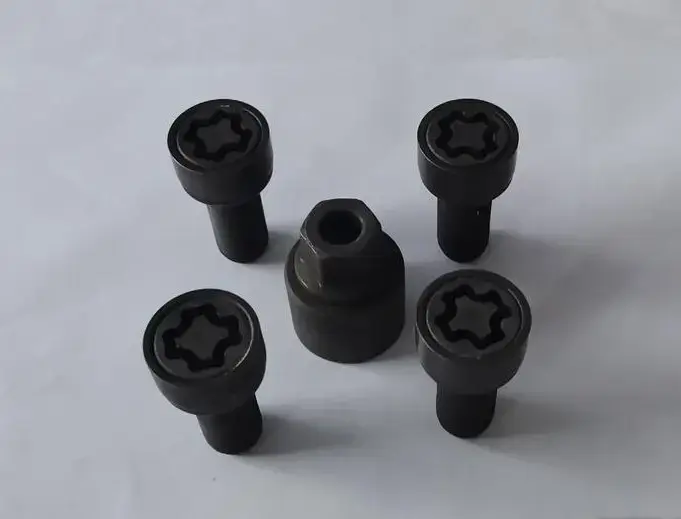 Секретные болты с ключом для VW, AUDI, SEAT, SKODA
