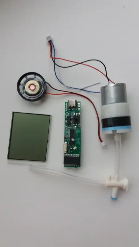 Запчасти к электронному тонометру.