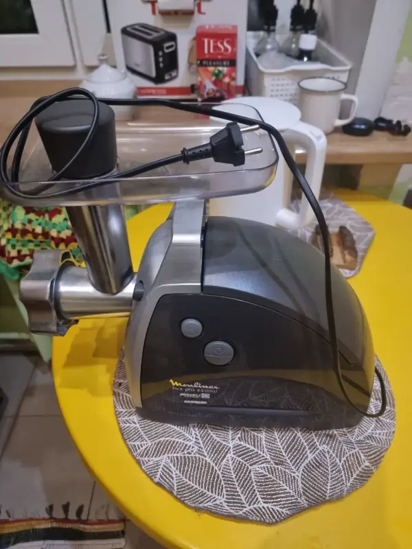 Мясорубка Moulinex ME687832