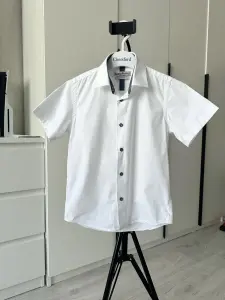 Белая хлопковая рубашка для мальчика 6-7 лет