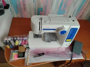 Швейная машина Toyota jeans