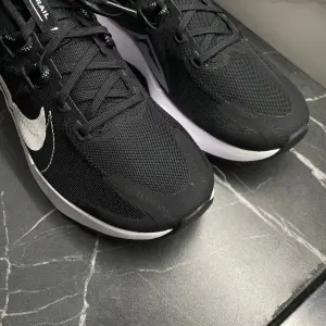 Nike Juniper Train кроссовки