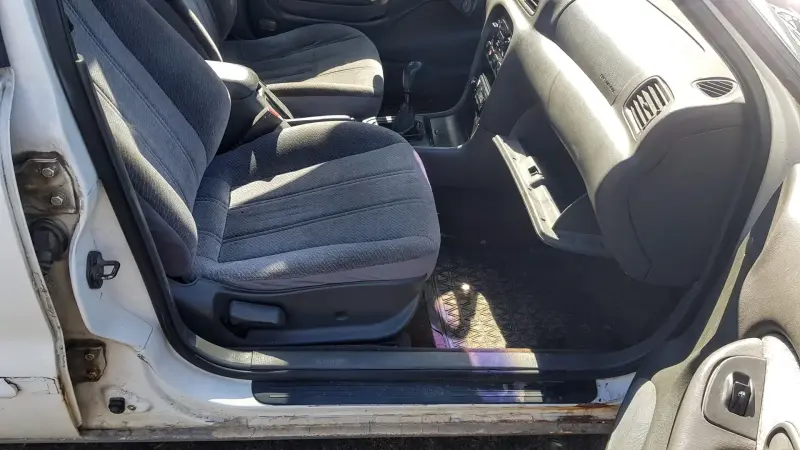 Сиденье переднее правое Kia Clarus