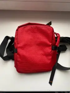 Сумки-кенгуру и слинги