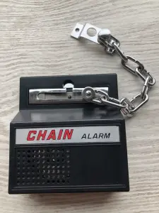 Цепочка Дверная с Сигнализацией Новая