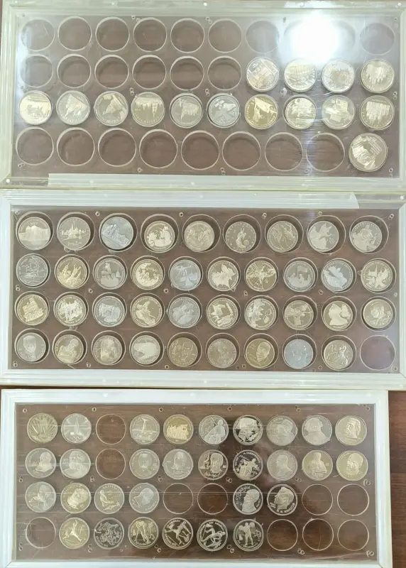 Коллекция юбилейных монет из недрагоценных металлов СССР