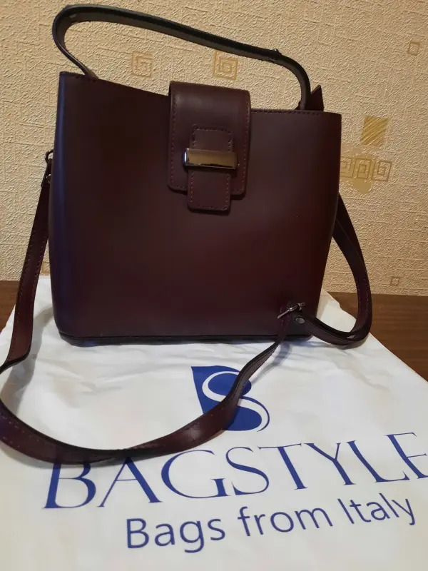 Сумка кажанная