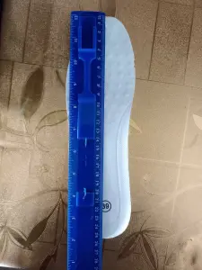 Женские кроссовки