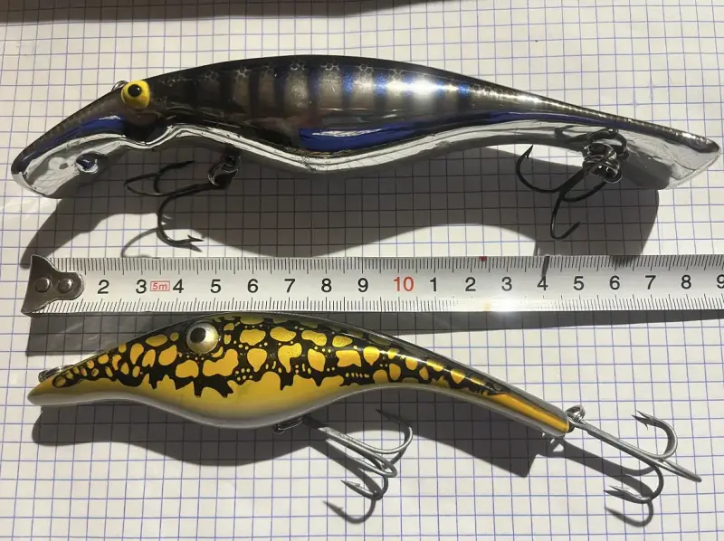 воблеры + ящик + коробки + мелочёвка - обмен