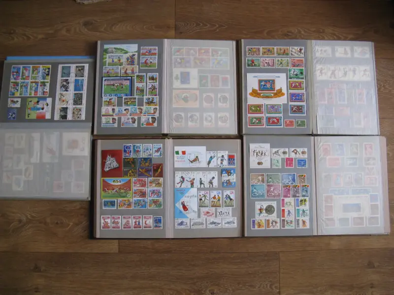 5 больших альбомов с марками на тему СПОРТ