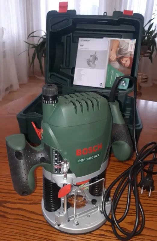 Фрезер BOSCH POF 1400 ACE 1400 W