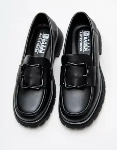 Лоферы женские