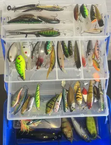 воблеры + ящик + коробки + мелочёвка - обмен