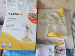 Молокоотсос Medela Harmony