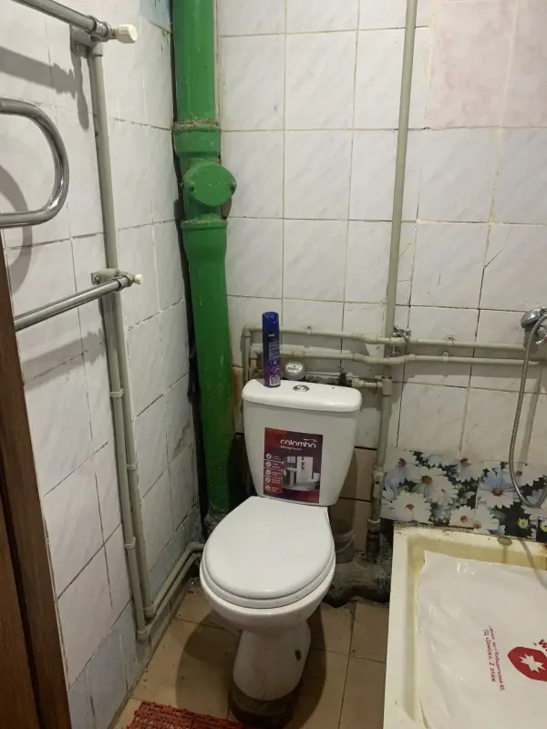 продаю 2 комнатную квартиру д. Утес