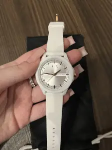 часы женские Armani Exchange