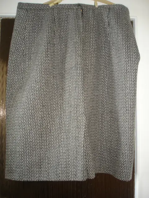 Юбка драповая р. 52-54