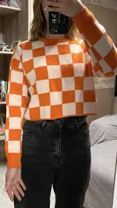 Кофта женская вязаная укороченная