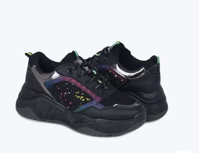 Модные кроссовки