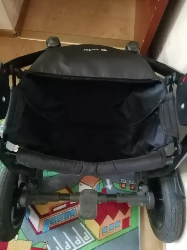 Коляска Tutis Tapu-Tapu 3 в 1. для девочки