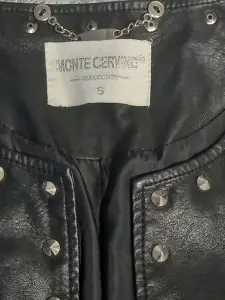 Куртка кожзам женская