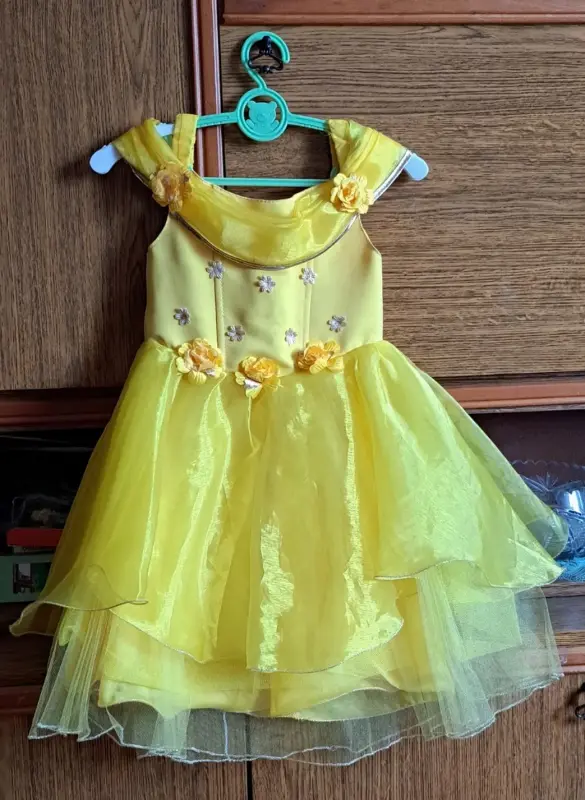 Одежда для девочек - Платье с корсетом желтое-лимонное на 4-6лет (р.98-122), б.у - Вся Беларусь Платье с корсетом желтое-лимонное на 4-6лет (р.98-122), б.у - Вся Беларусь - 227612 - Доска объявлений Kupika.by