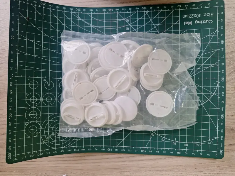 аппарат для значков