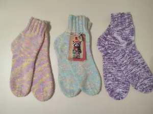 Разноцветные носочки для девочек