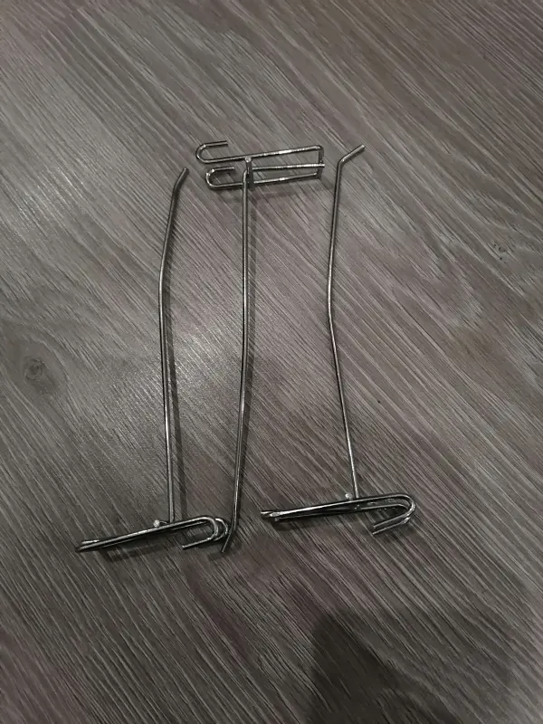 Крючки на сетку