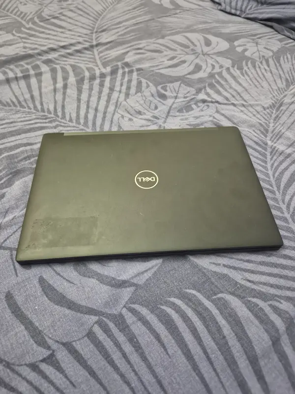 Dell Latitude 7390
